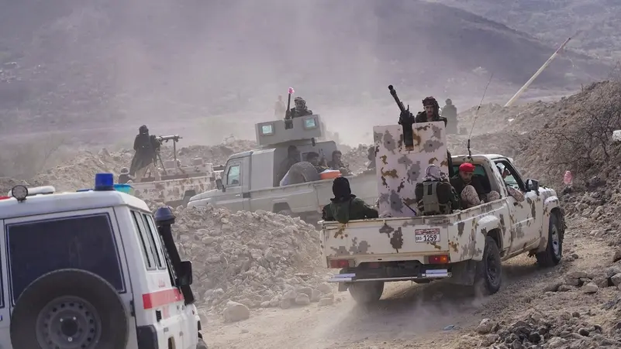 از جنگ لفظی تا حمله هوایی؛ تنش عربستان و امارات در جنوب یمن بالا گرفت